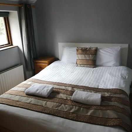 An File Economy Rooms Westport Exterior foto